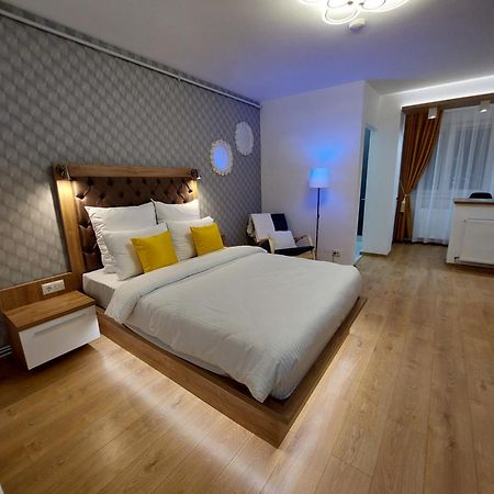 Onyx - Vision Aparthotel Брашов Экстерьер фото