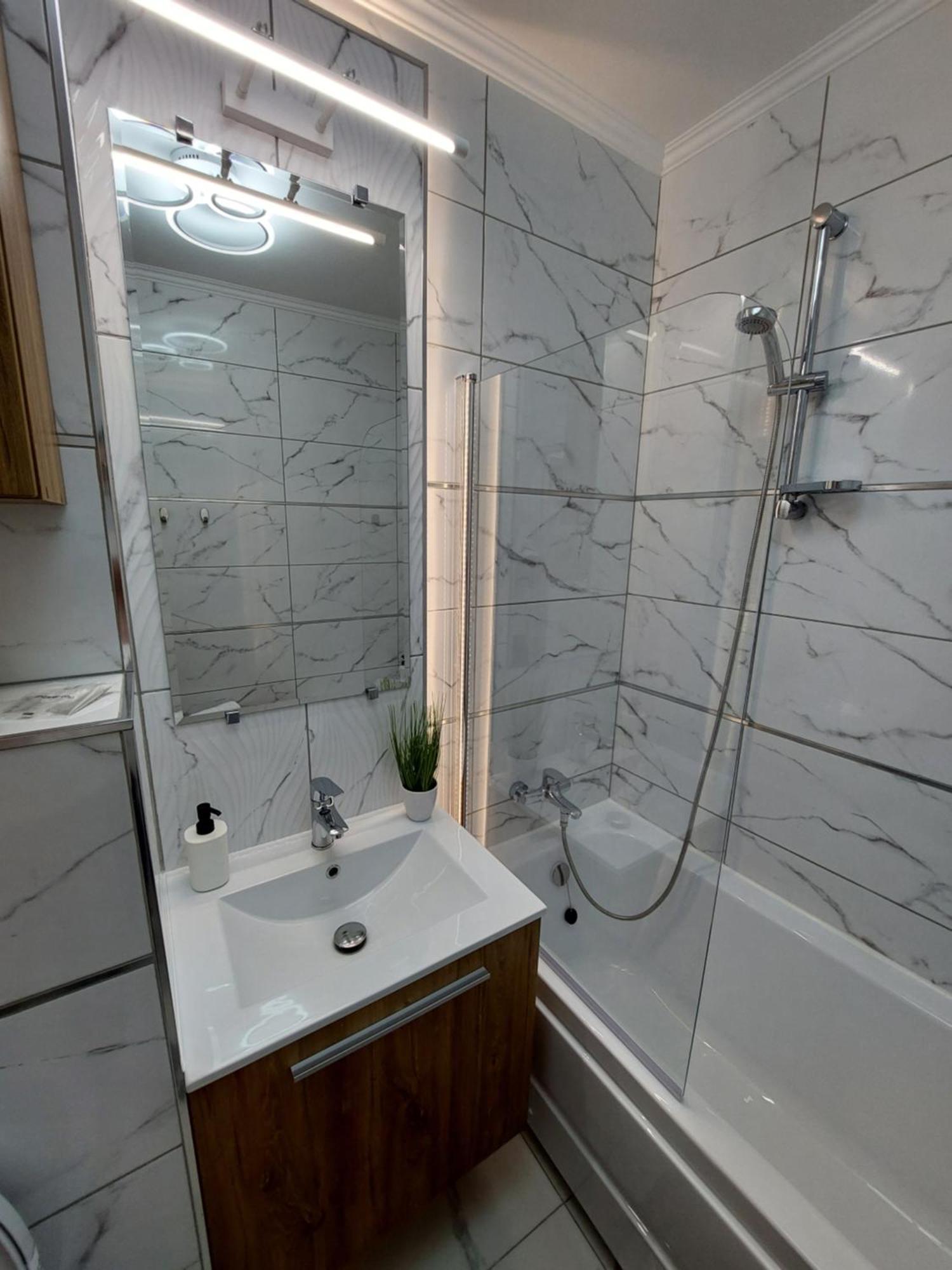 Onyx - Vision Aparthotel Брашов Экстерьер фото