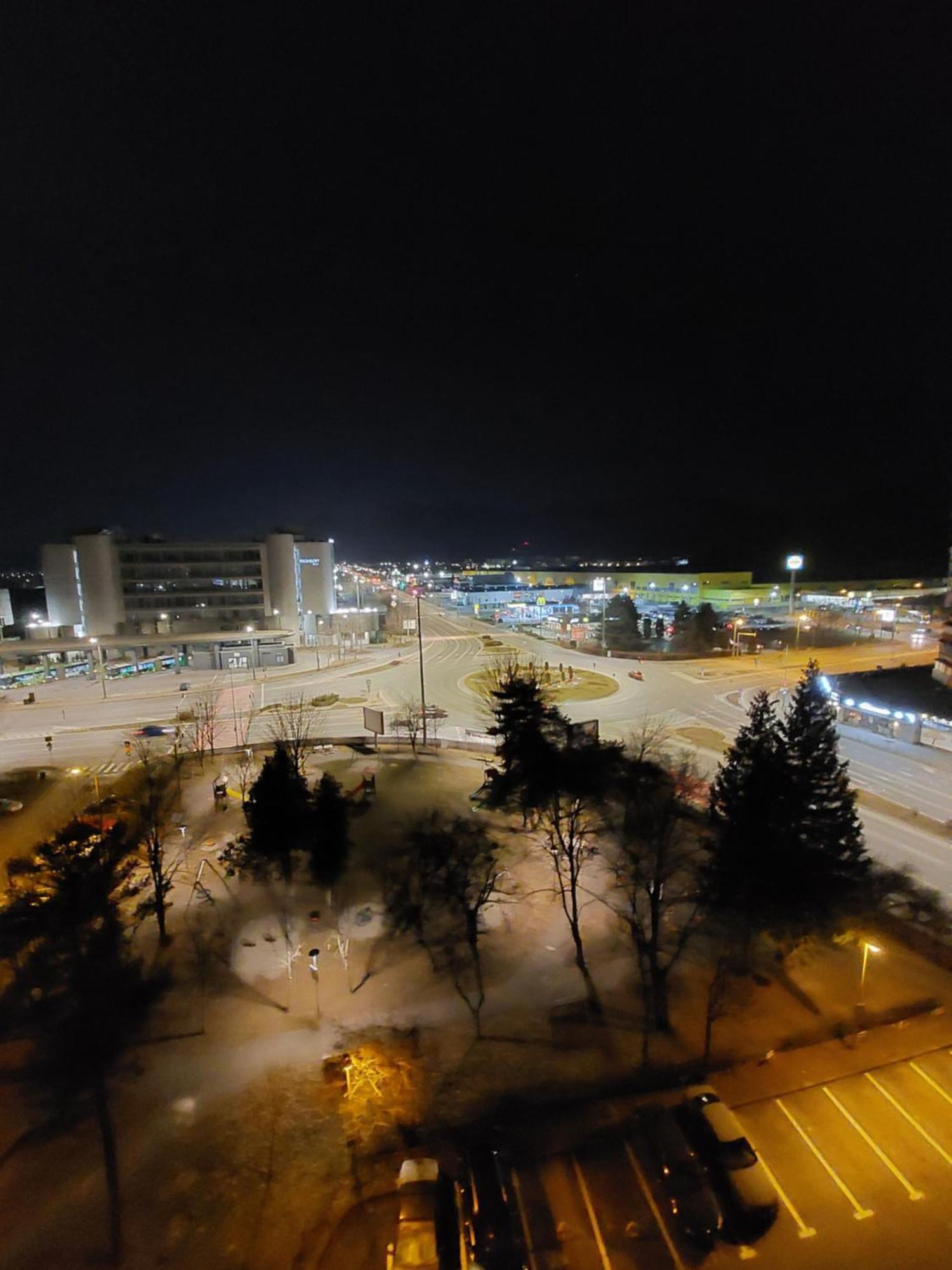 Onyx - Vision Aparthotel Брашов Экстерьер фото